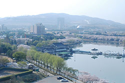 Bomun-Lake-Resort