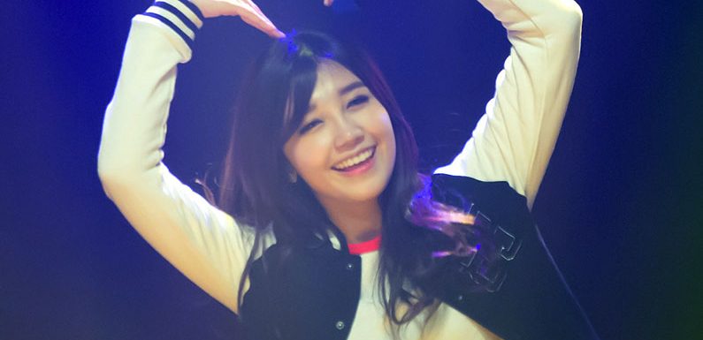 APink’s Eunji hat bald ein Solo-Comeback