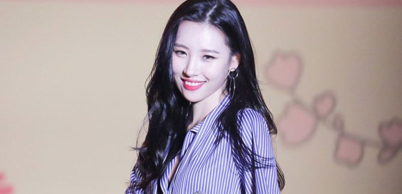 Sunmi teased Comeback an