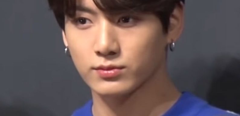 7 Momente, in denen Jungkook dem Staff behilflich war