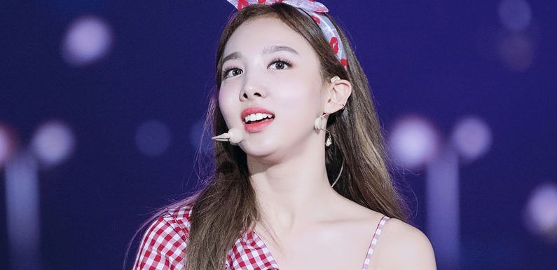 Nayeon hat bei den MAMA geweint – während TXT’s Auftritt