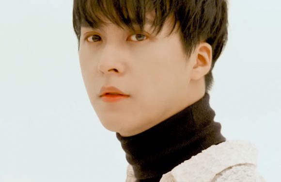 Son Dongwoon hat seinen Wehrdienst beendet