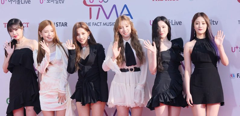 (G)I-DLE zeigen jede Menge Merchandise zum Online-Konzert