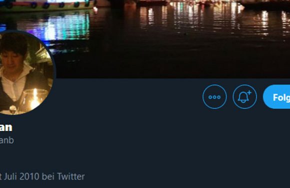 9+1 Gründe, warum Bang Sihyuk’s Twitteraccount GOLD ist