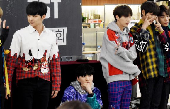 Junghoon steigt aus der Band TST (Top Secret) aus