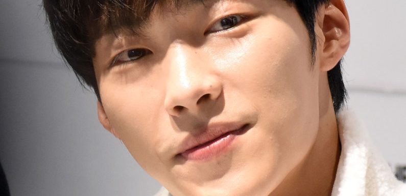 Schauspieler Woo Dohwan tritt Wehrdienst an + sein Brief