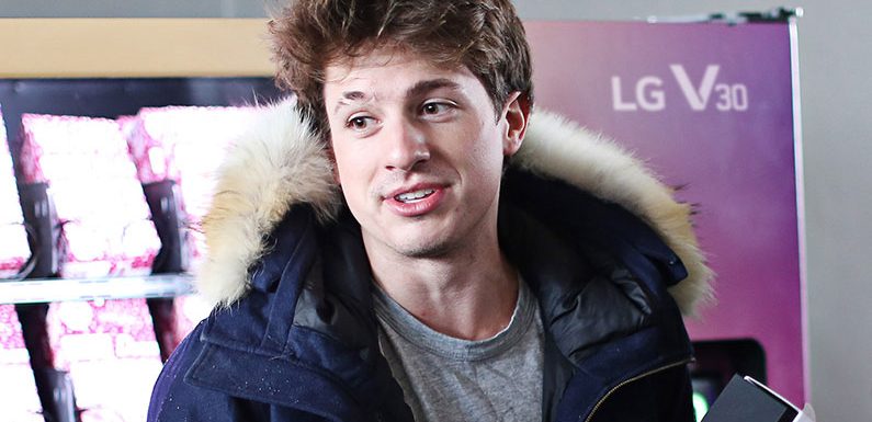 Charlie Puth hat derzeit Unannehmlichkeiten durch BTS Fans