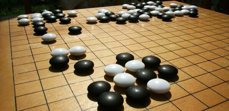 So spielt man das Brettspiel Go (Baduk in Korea)