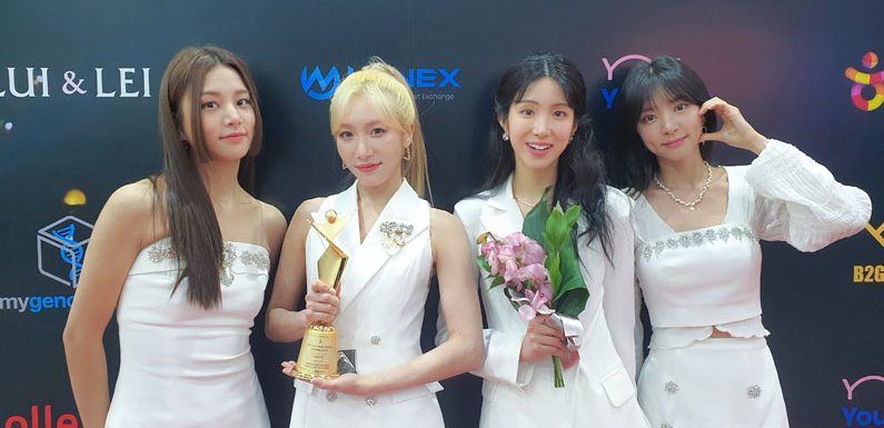 Shortnews: LABOUM haben den „Rising Star Award“ bei den 2021 Asia Model Awards gewonnen