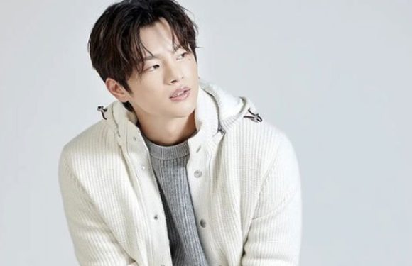 Seo Inguk wurde positiv auf Covid-19 getestet